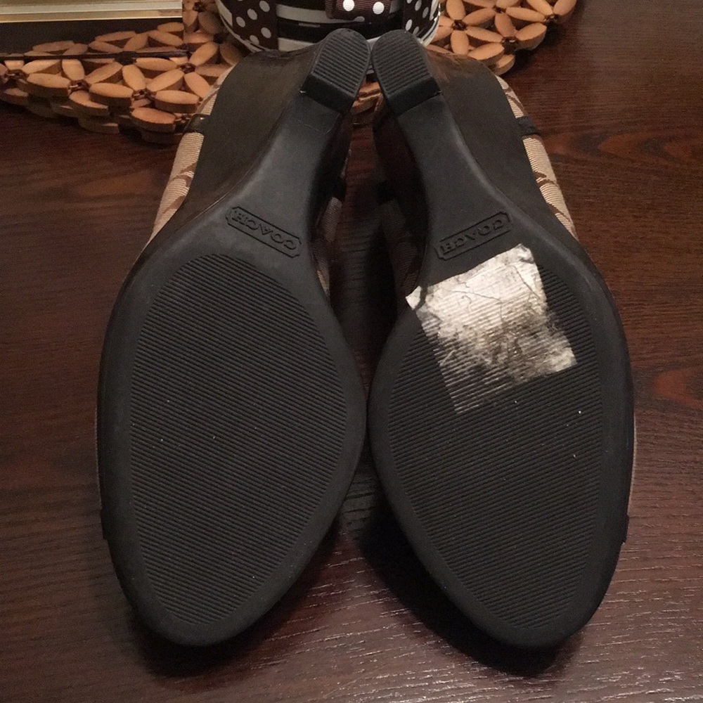 Coach Wedge Kerryann Shoe 5.5 Khaki and Chocolate - Picture 4 of 6